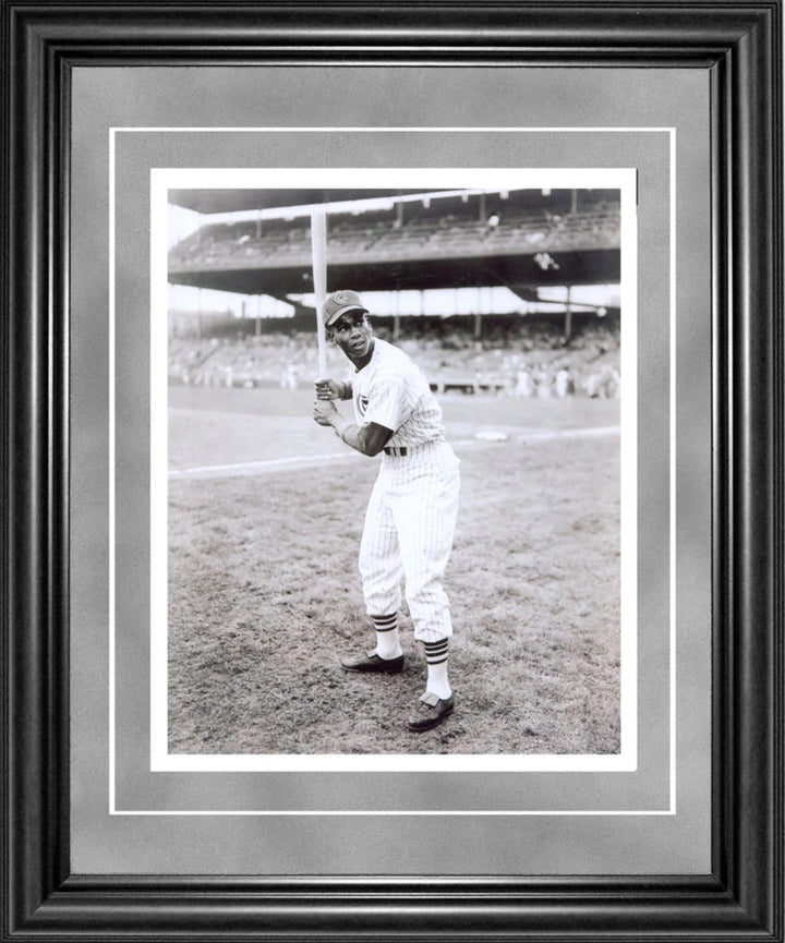 Ernie Banks Framed 8x10 Photo