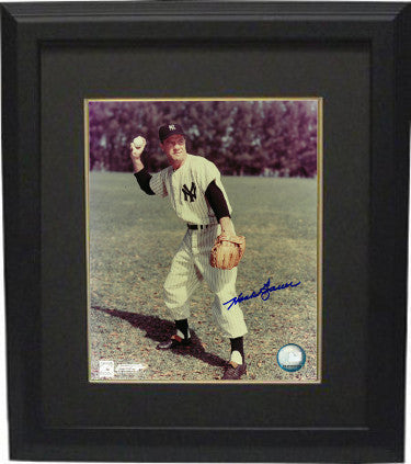 Hank Bauer signed New York Yankees 8x10 Photo Custom Framed (deceased- throwing)