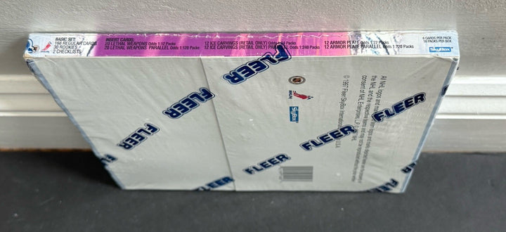 1996-97 Fleer Metal Universe Hockey Factory Sealed Retail Box 18 Packs Inserts