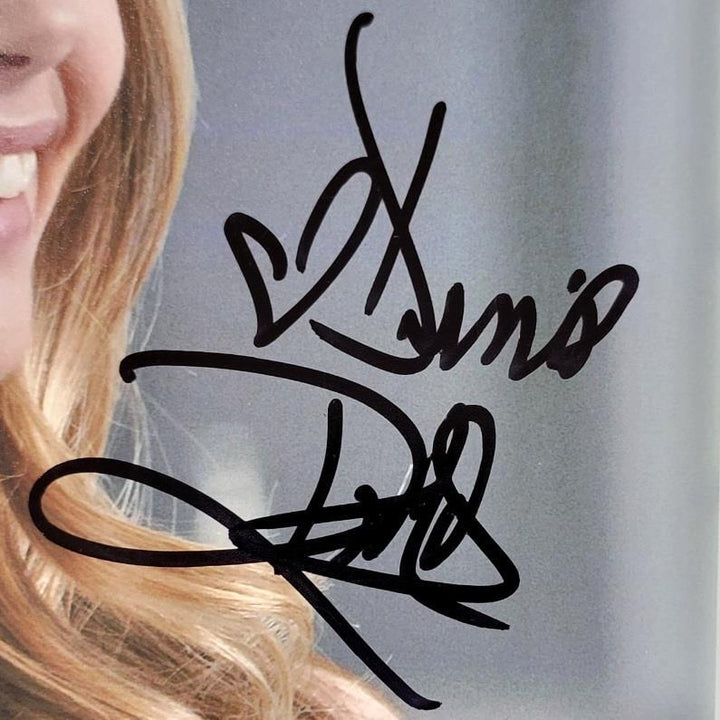 Denise Richards signed 11x14 Photo #15 model actress autograph ~ Beckett BAS