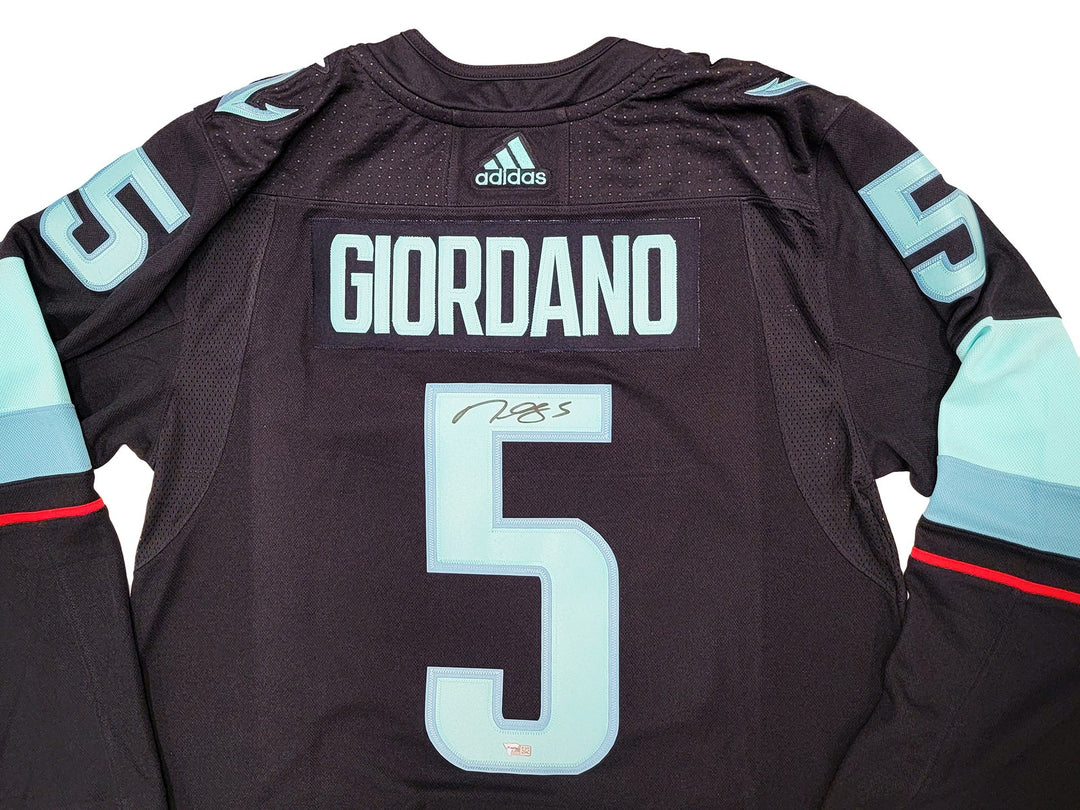 Kraken Mark Giordano Auto Navy Adidas Jersey 54 Captain Inaugural Patch Fanatics