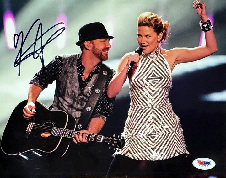 Kristian Bush Signed Sugarland Band  8x10 Photo – PSA #V16550 (Country Duo)