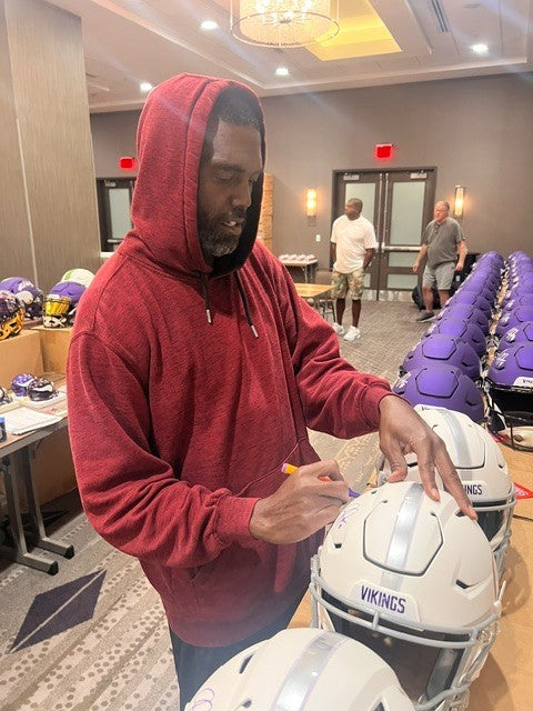Randy Moss Justin Jefferson Signed Minnesota Vikings SpeedFlex Helmet BAS 57984