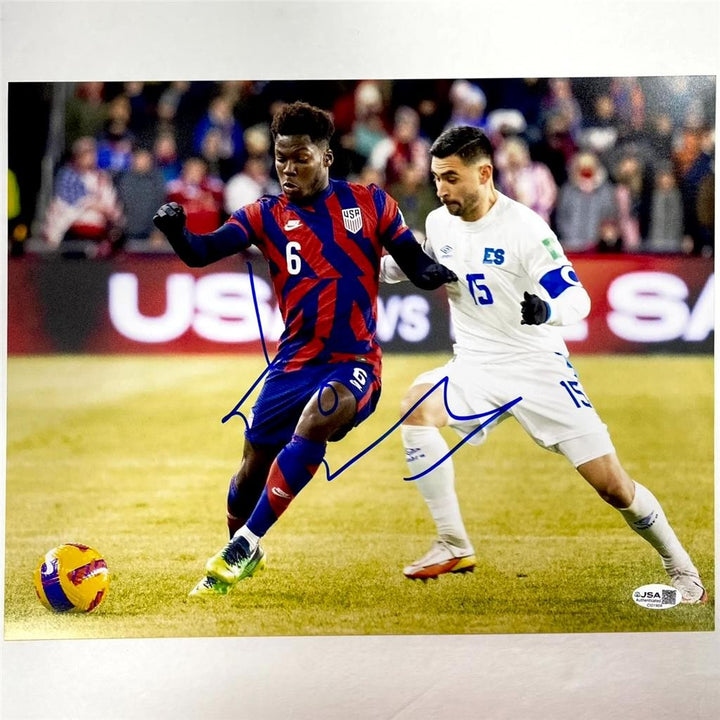 Yunus Musah signed Team USA USMNT 11x14 photo autograph (B) ~ JSA