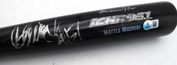 Ichiro Suzuki Auto 2001 Rookie Game Model Bat "#51" Vintage Rookie Sig Beckett