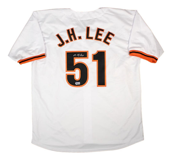 Jung-Hoo Lee San Francisco Signed in Korean White Baseball Jersey BAS