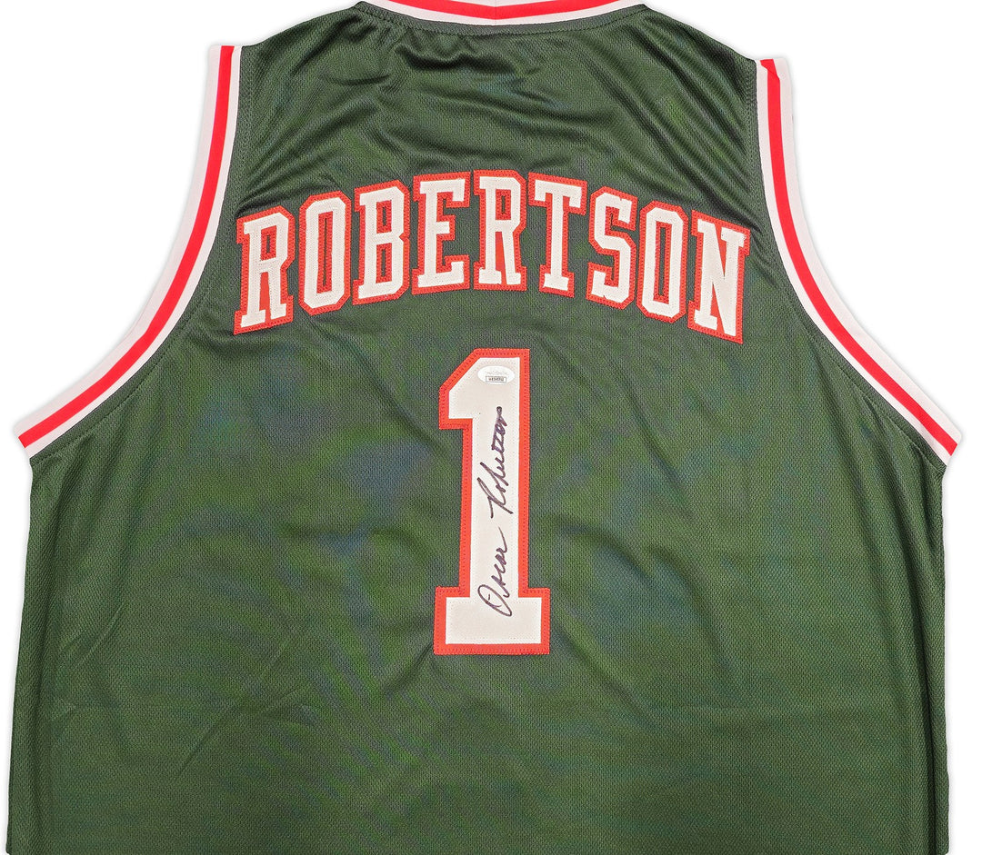 Milwaukee Bucks Oscar Robertson Autographed Signed Green Jersey JSA
