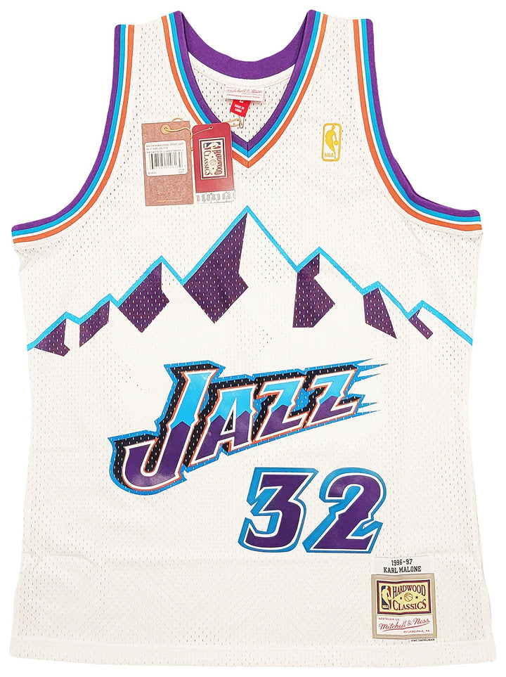 Jazz Karl Malone Signed White Authentic Mitchell & Ness Jersey Size L Beckett