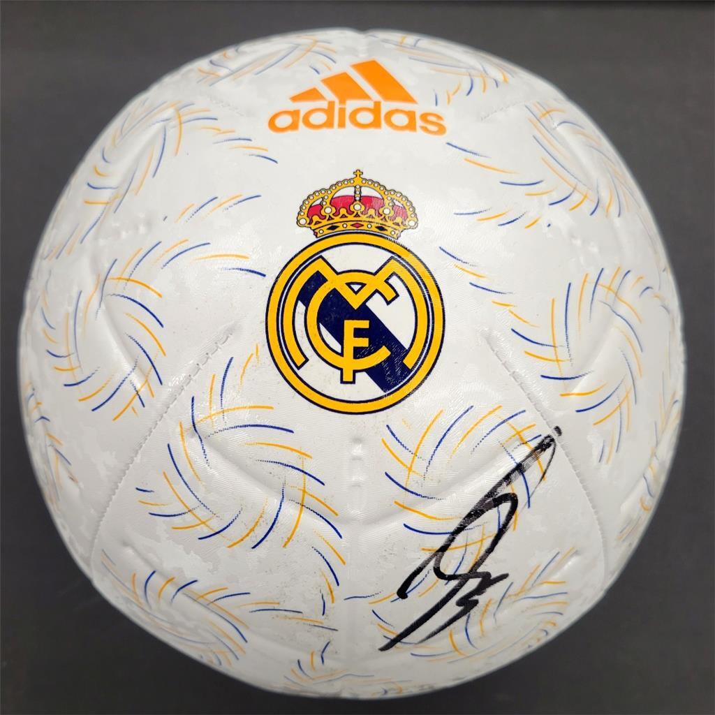 Karim Benzema signed Adidas Real Madrid Soccer Ball autograph (C) ~ Beckett BAS