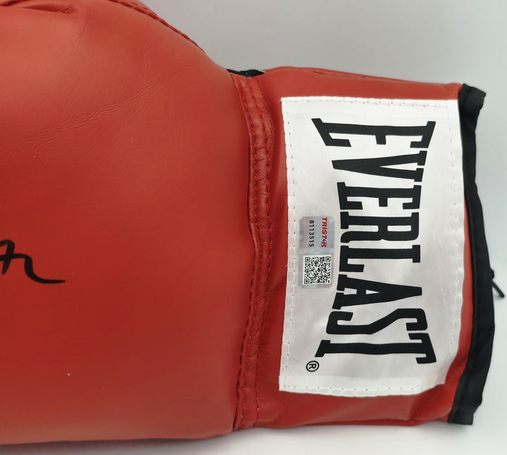 Julio Cesar Chavez Sr. Signed Red Glove LH (Smudged) TriStar Holo #8113515