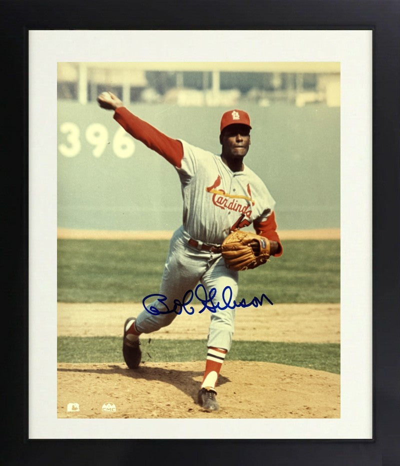 Bob Gibson signed St. Louis Cardinals MLB 8x10 Photo dings Framed-Tuff Stuff COA