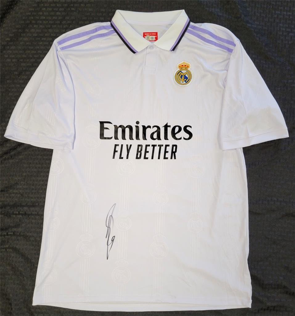 Karim Benzema signed Real Madrid Polo Jersey Size XL autograph (A) Beckett BAS