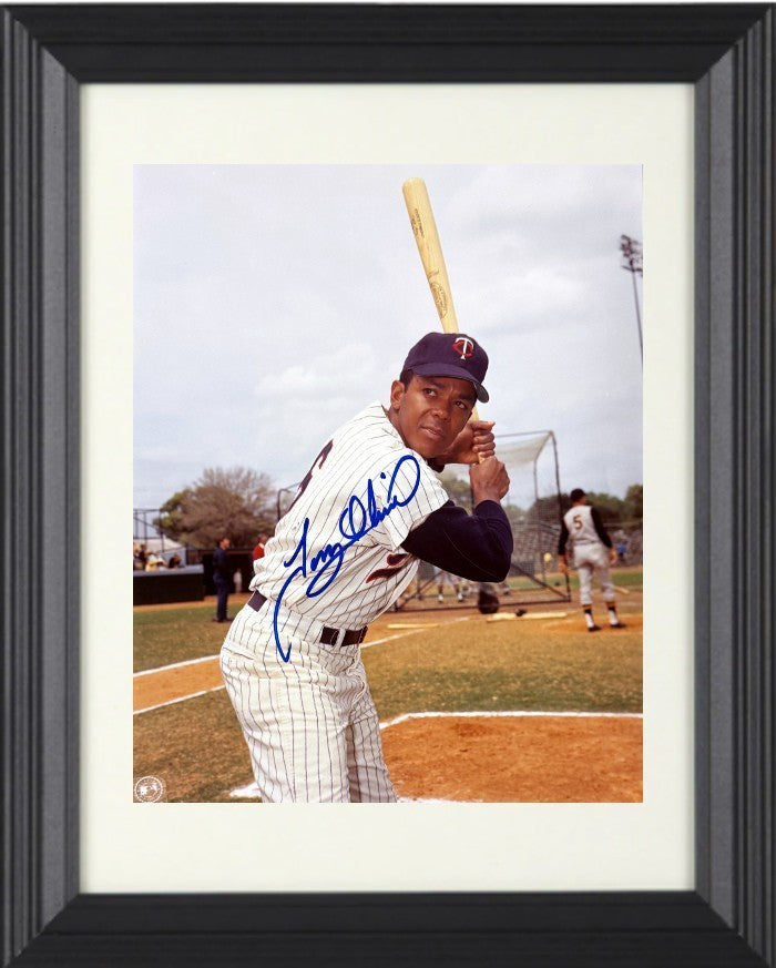Tony Oliva signed Minnesota Twins 8x10 Photo minor dings Framed- Tuff Stuff COA