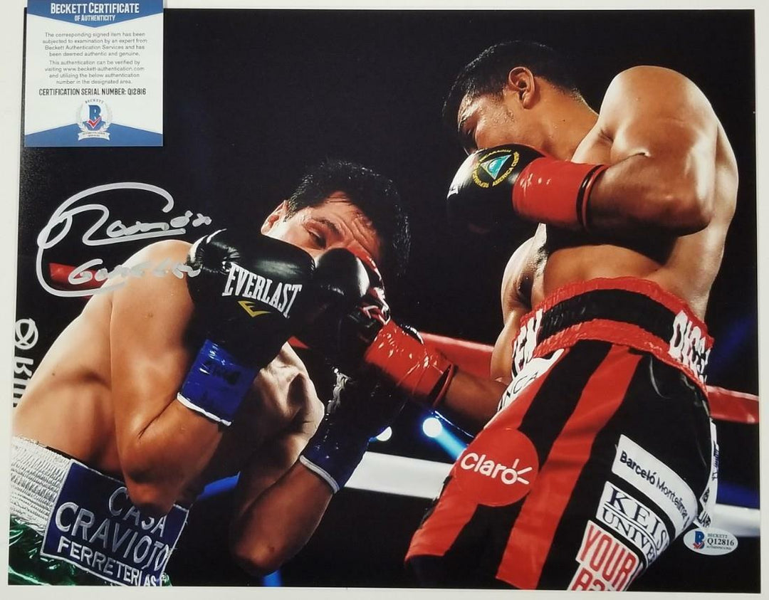 Roman Gonzalez "Chocolatito" signed 11x14 Photo Autograph (E) ~ Beckett BAS COA