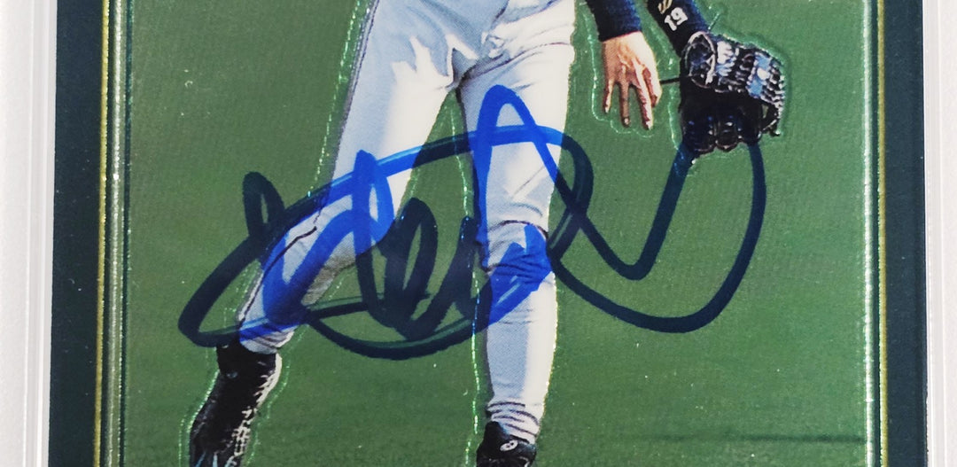 Ichiro Suzuki Signed 2001 Topps Chrome Traded RC T266 Mariners PSA 8 PSA/DNA