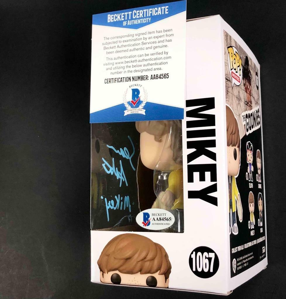 Sean Astin "Mikey" autograph signed The Goonies Funko Pop #1067 Beckett BAS COA