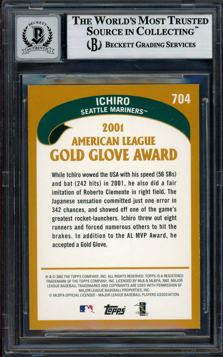 Ichiro Suzuki Signed 2002 Topps Card 704 Seattle Mariners Auto GM 10 Beckett