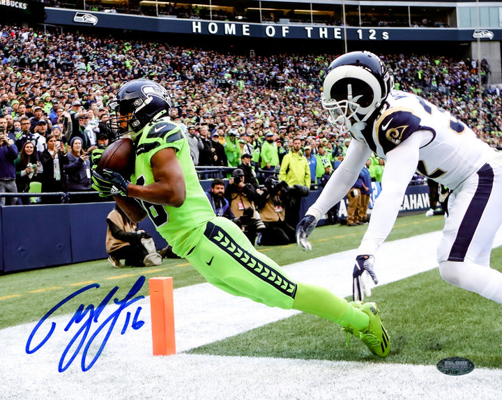 Tyler Lockett Signed 8x10 Photo Seahawks Toe Tap Touchdown vs. Rams MCS Holo
