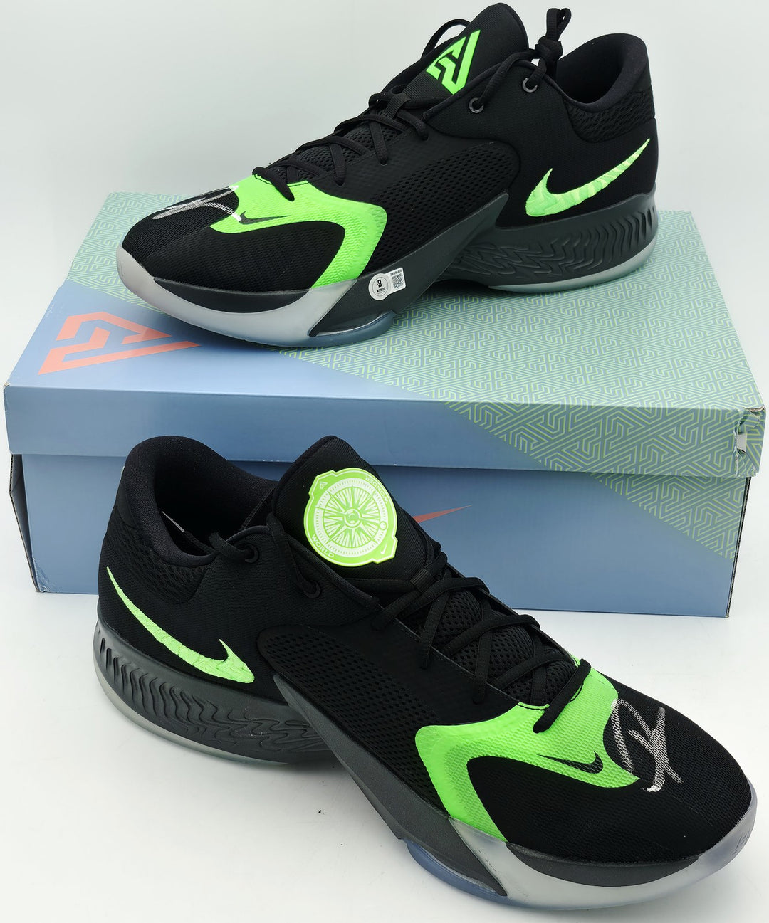 Giannis Signed 2024 PE Promo Nike Zoom Freak 6 Shoes Size 17 BAS Witness