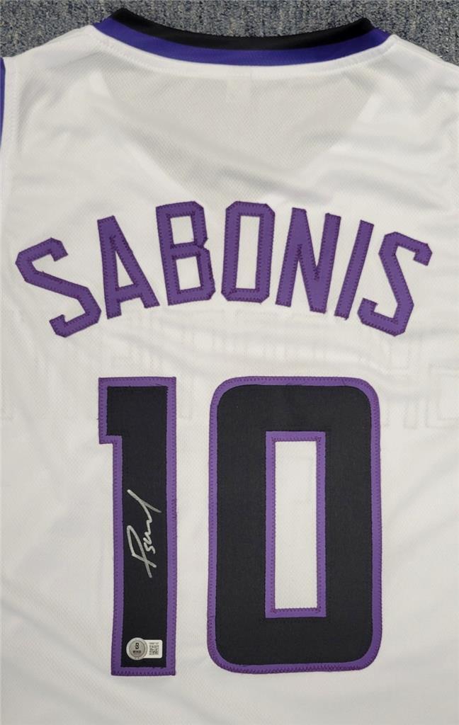 Domantas Sabonis signed Sacramento Kings Jersey autograph ~ BAS Beckett Witness