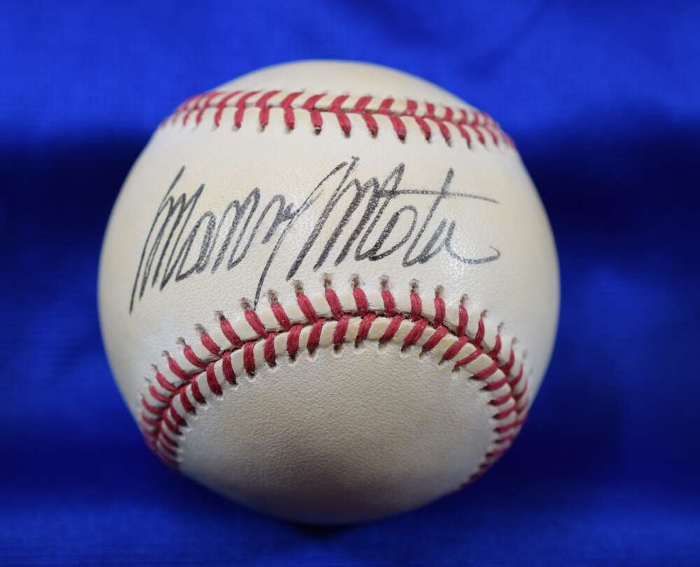 Manny Mota PSA DNA Autograph National League Signed Baseball