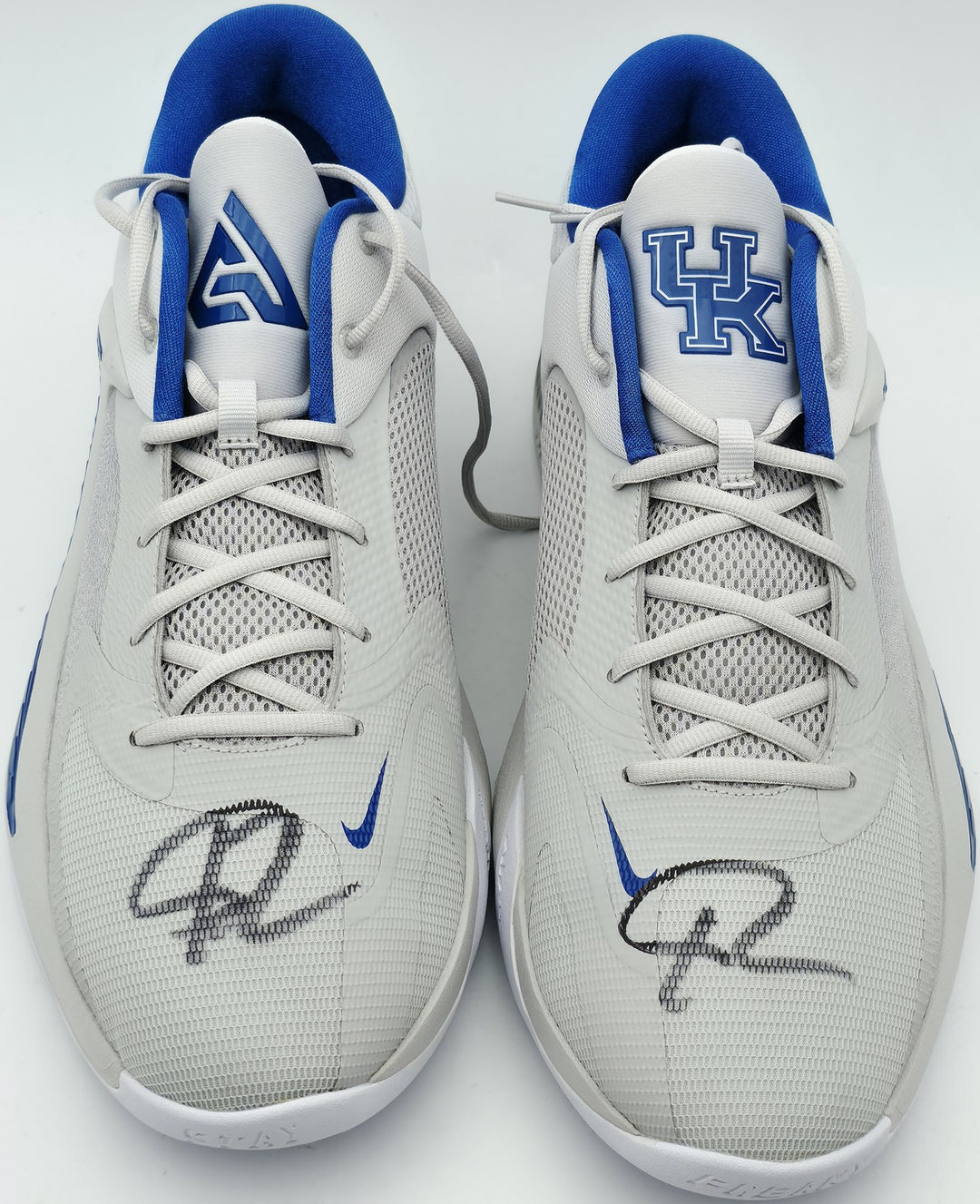 Giannis Auto 2022 PE Promo Kentucky Nike Zoom Freak 4 Game Shoes Size 16 Beckett