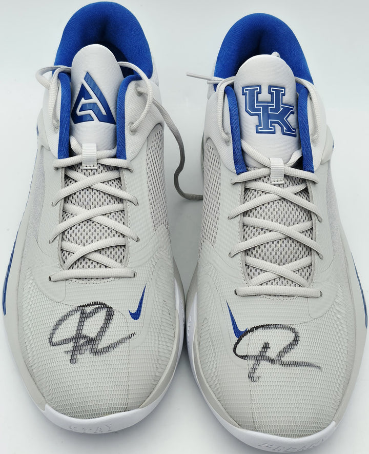 Giannis Auto 2022 PE Promo Kentucky Nike Zoom Freak 4 Game Shoes Size 16 Beckett