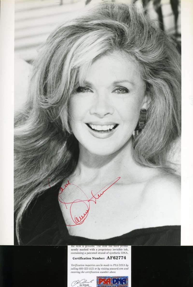 Connie Stevens Psa Dna Coa Hand Signed 8x10 Photo Autograph