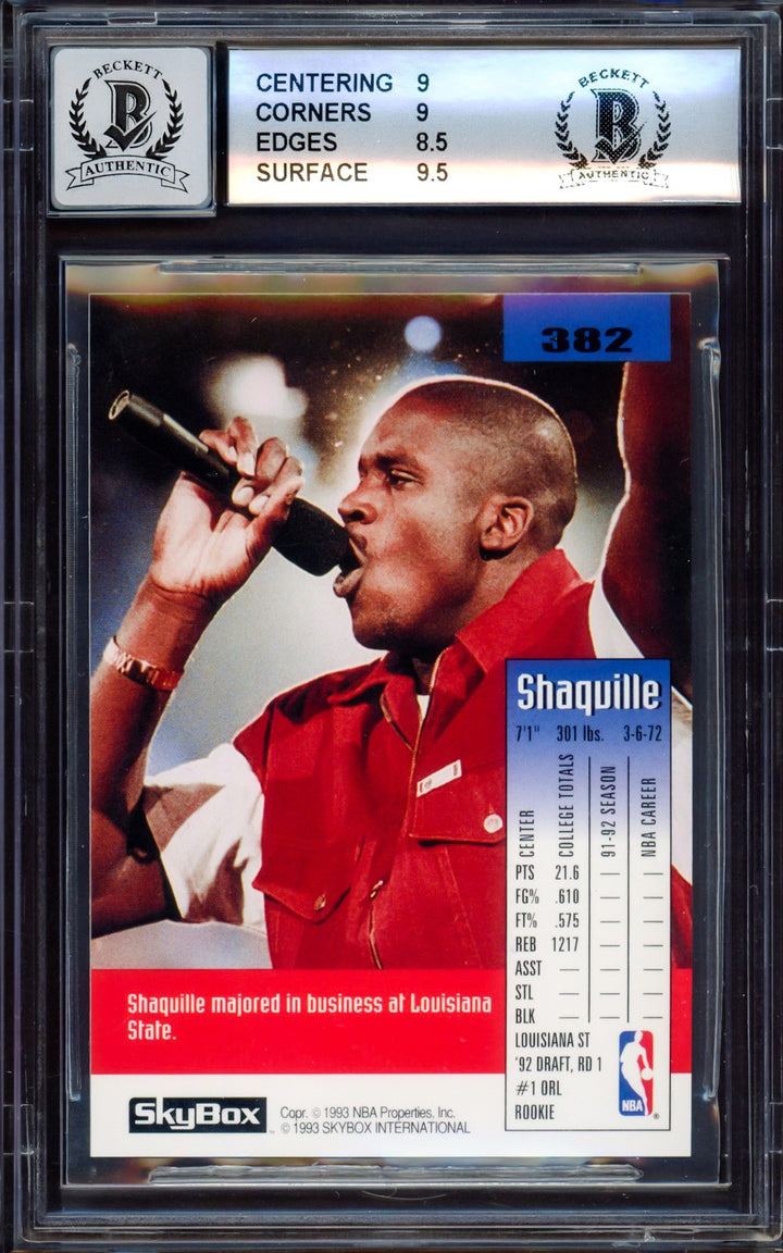 Shaquille Shaq O'Neal Auto 1992-93 Skybox RC 382 Magic BGS 9 Auto GM 10 Beckett