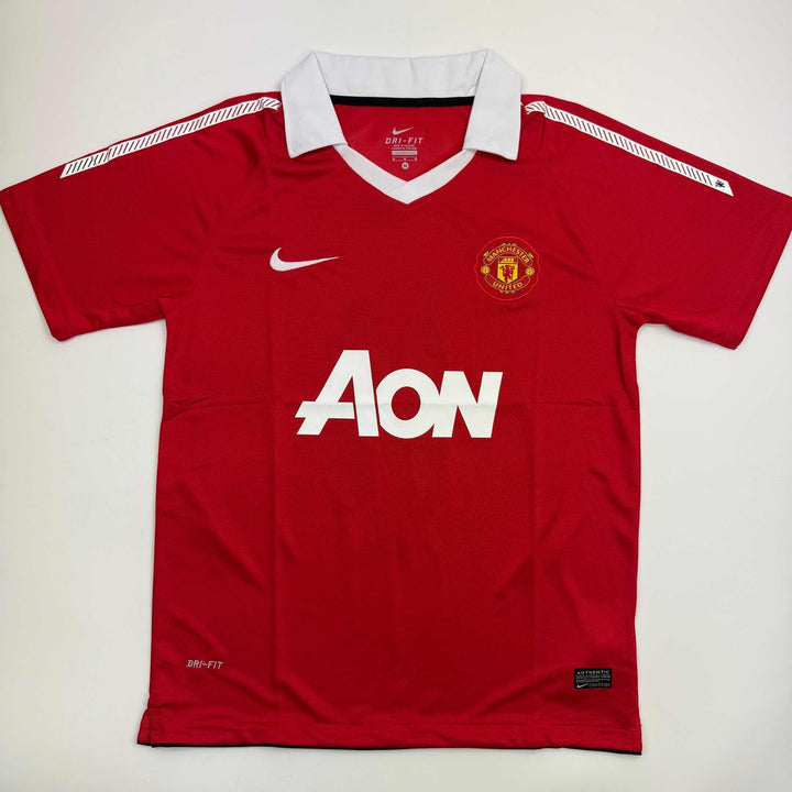 Autographed/Signed Ryan Giggs Manchester United Red Jersey Beckett BAS COA