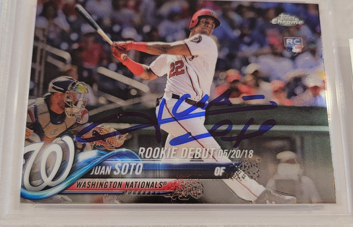 Juan Soto Signed 2018 Topps Chrome Update RC HMT98 Mets Beckett #14231635