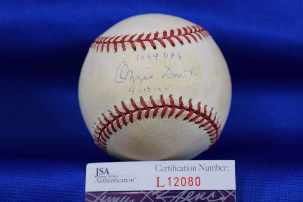 Ozzie Smith JSA COA Autograph National League ONL Signed Baseball 1554 DPs