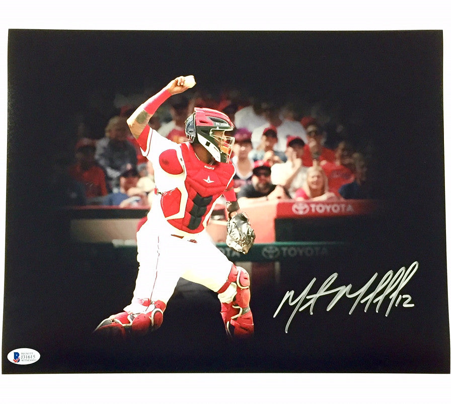 MARTIN MALDONADO Autograph ANGELS Signed 11x14 Photo w/ BAS Beckett Witness COA
