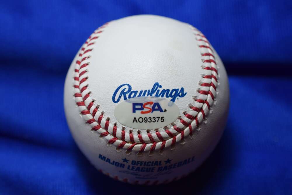 Rollie Fingers PSA DNA Autographed Major League Signed Baseball HOF 92