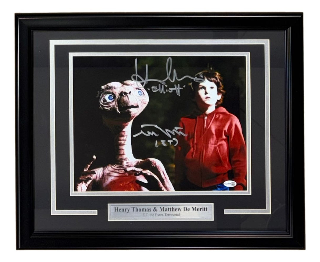 Henry Thomas Matthew De Merritt Signed Framed 11x14 ET Photo JSA