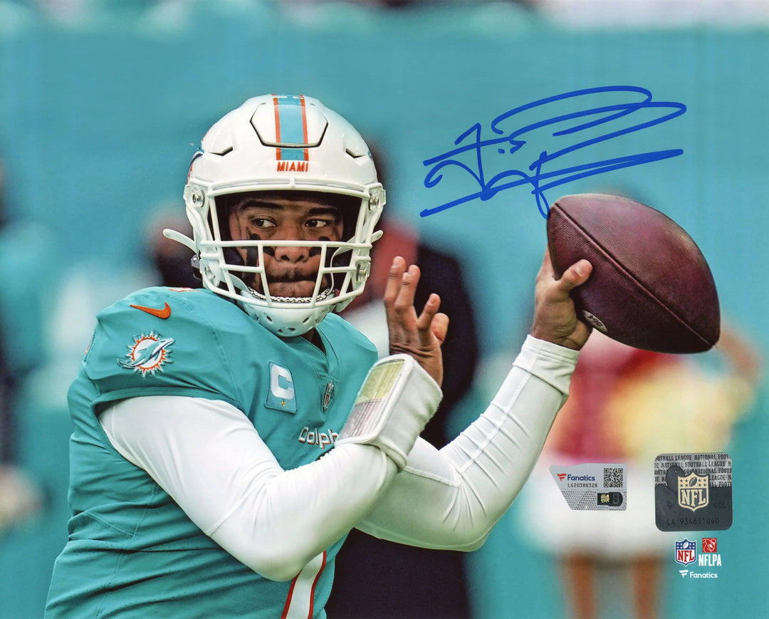 Tua Tagovailoa Autographed 8x10 Photo (Fanatics)