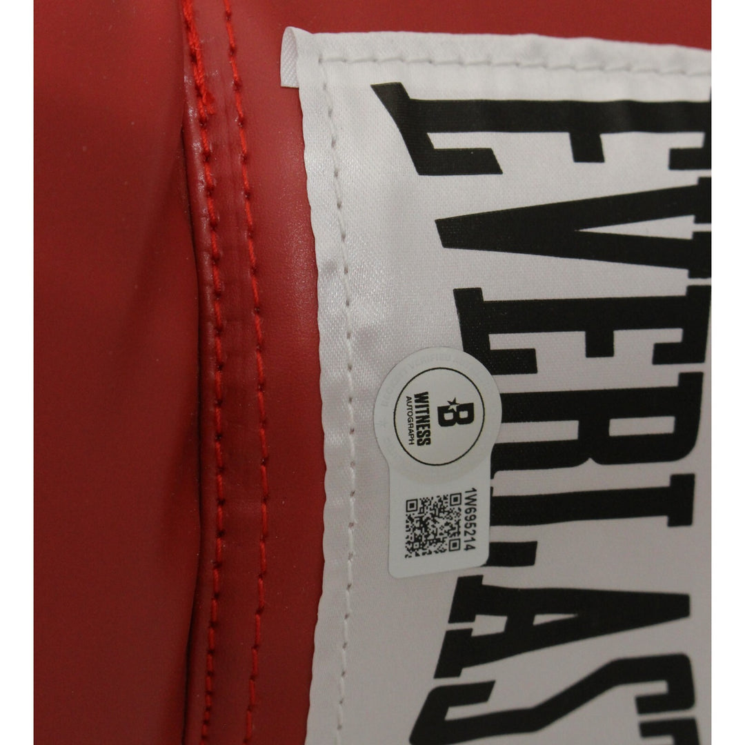Roberto Duran Autographed/Signed Red Left Boxing Glove Beckett 44774