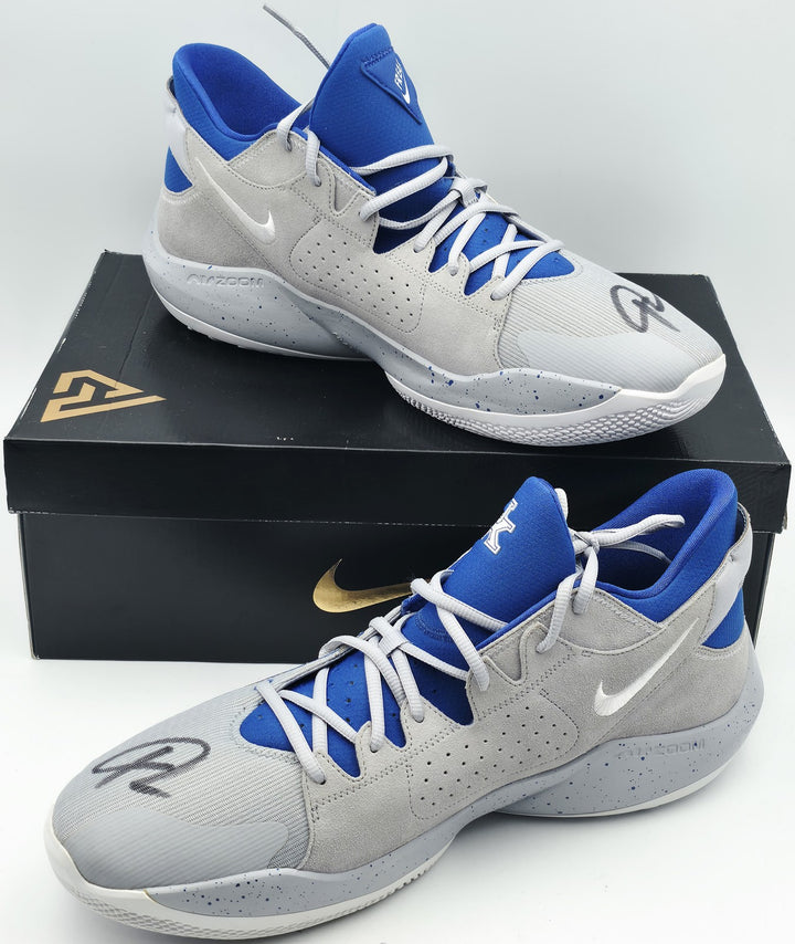 Giannis Auto 2021 (PE) Promo Kentucky Nike Zoom Freak 2 Game Shoes Sz 17 Beckett