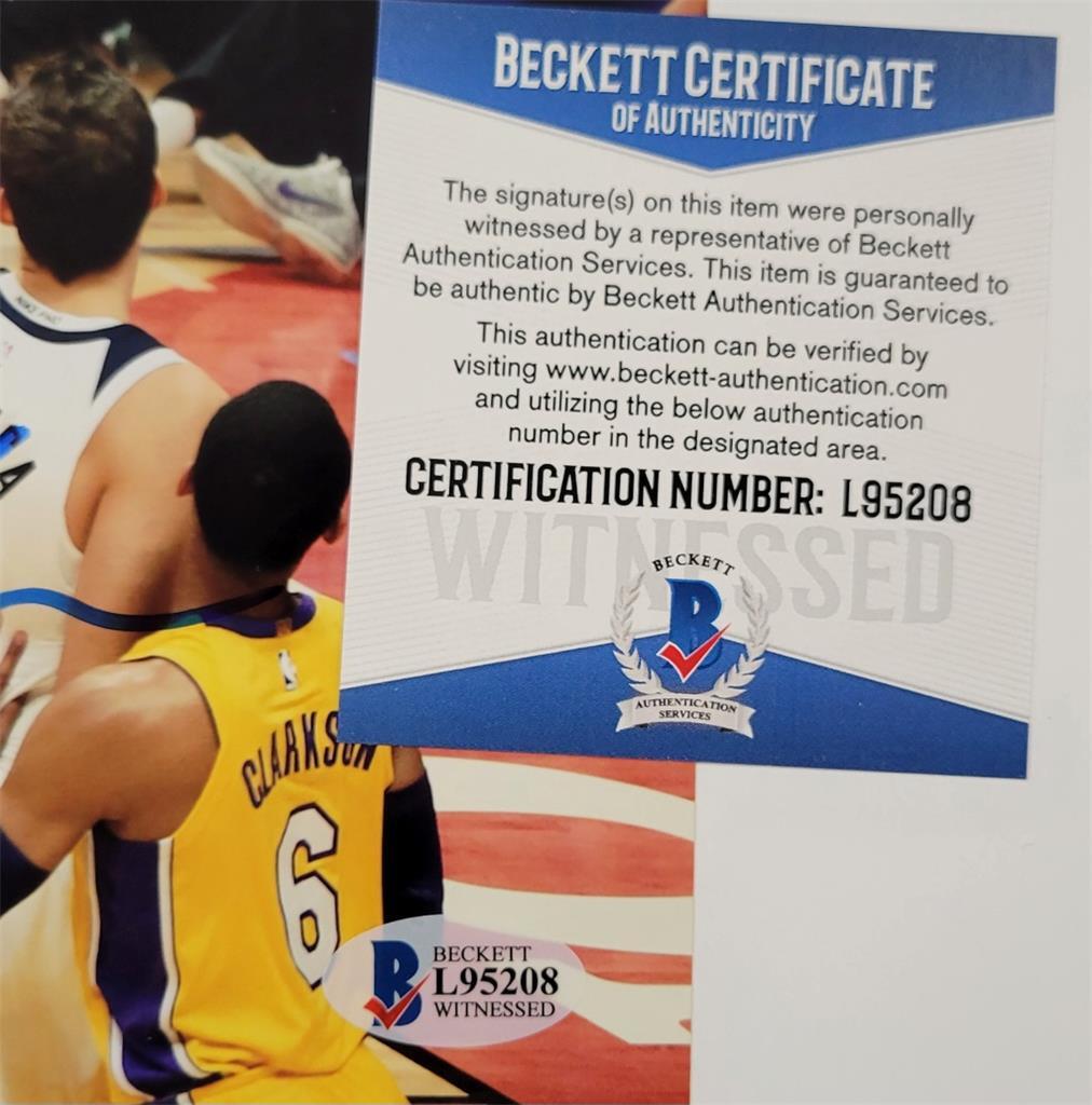 Kyle Kuzma signed Los Angeles Lakers 8x10 Photo autograph ~ Beckett BAS Witness