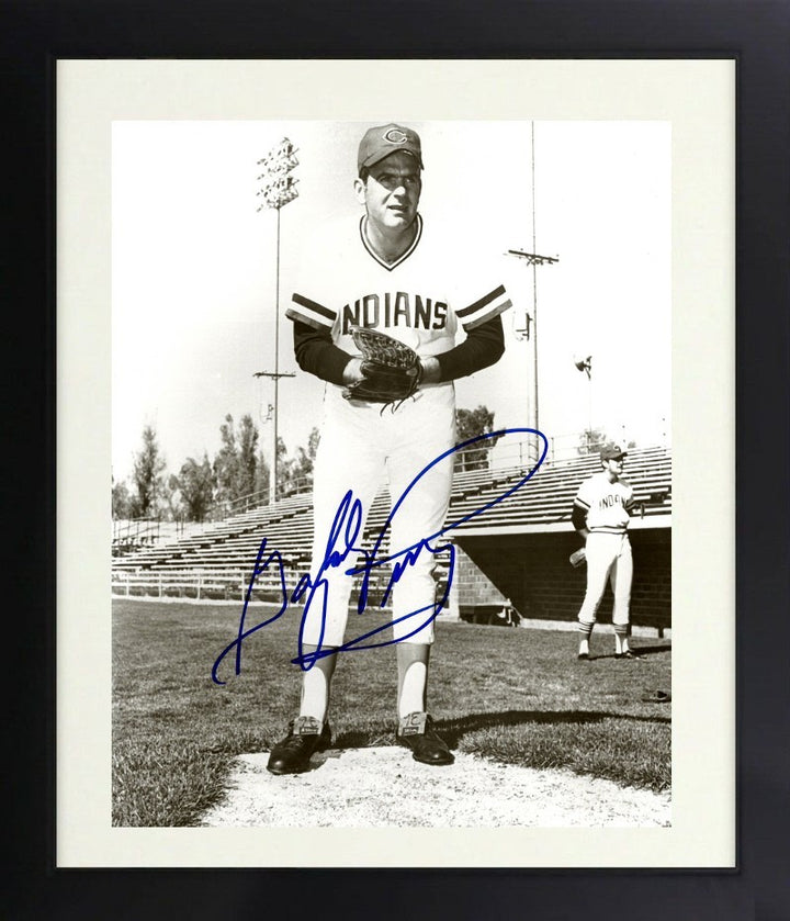 Gaylord Perry signed Cleveland Indians  8x10 Photo minor dings Framed - COA HOF