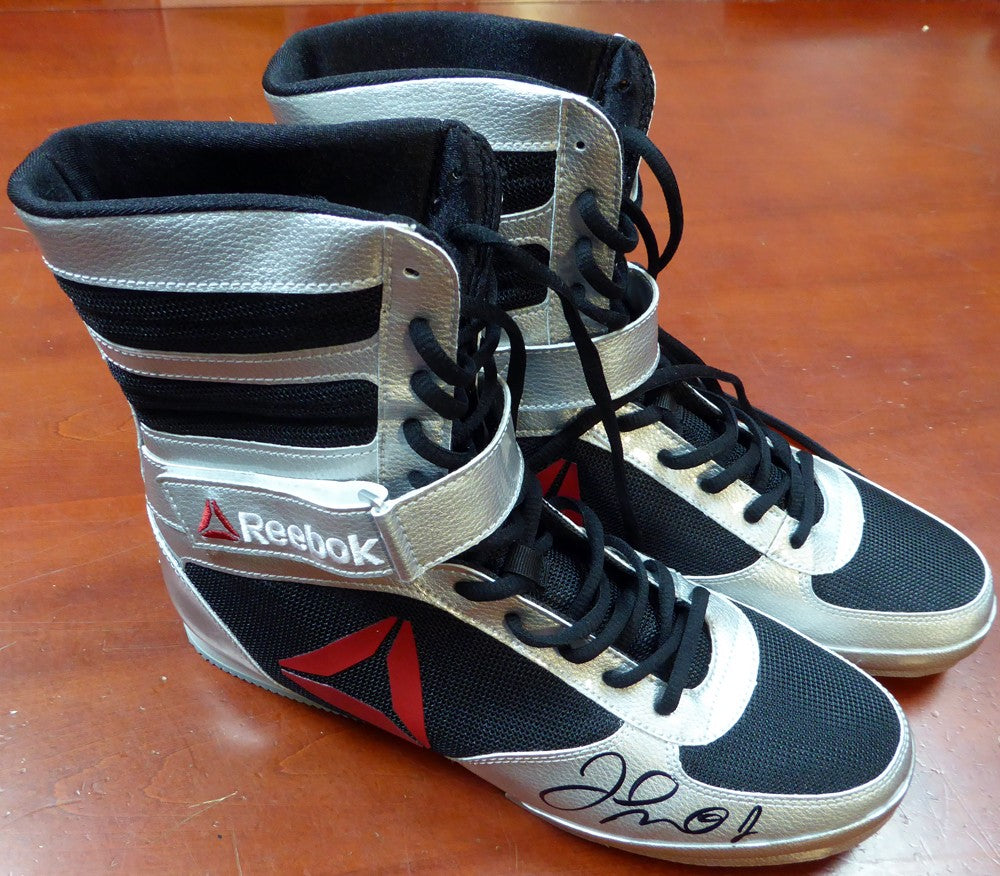 Floyd Mayweather Jr. Autographed Signed Reebok Silver Boxing Shoes Beckett
