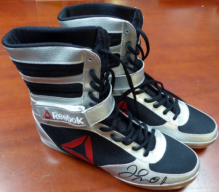 Floyd Mayweather Jr. Autographed Signed Reebok Silver Boxing Shoes Beckett