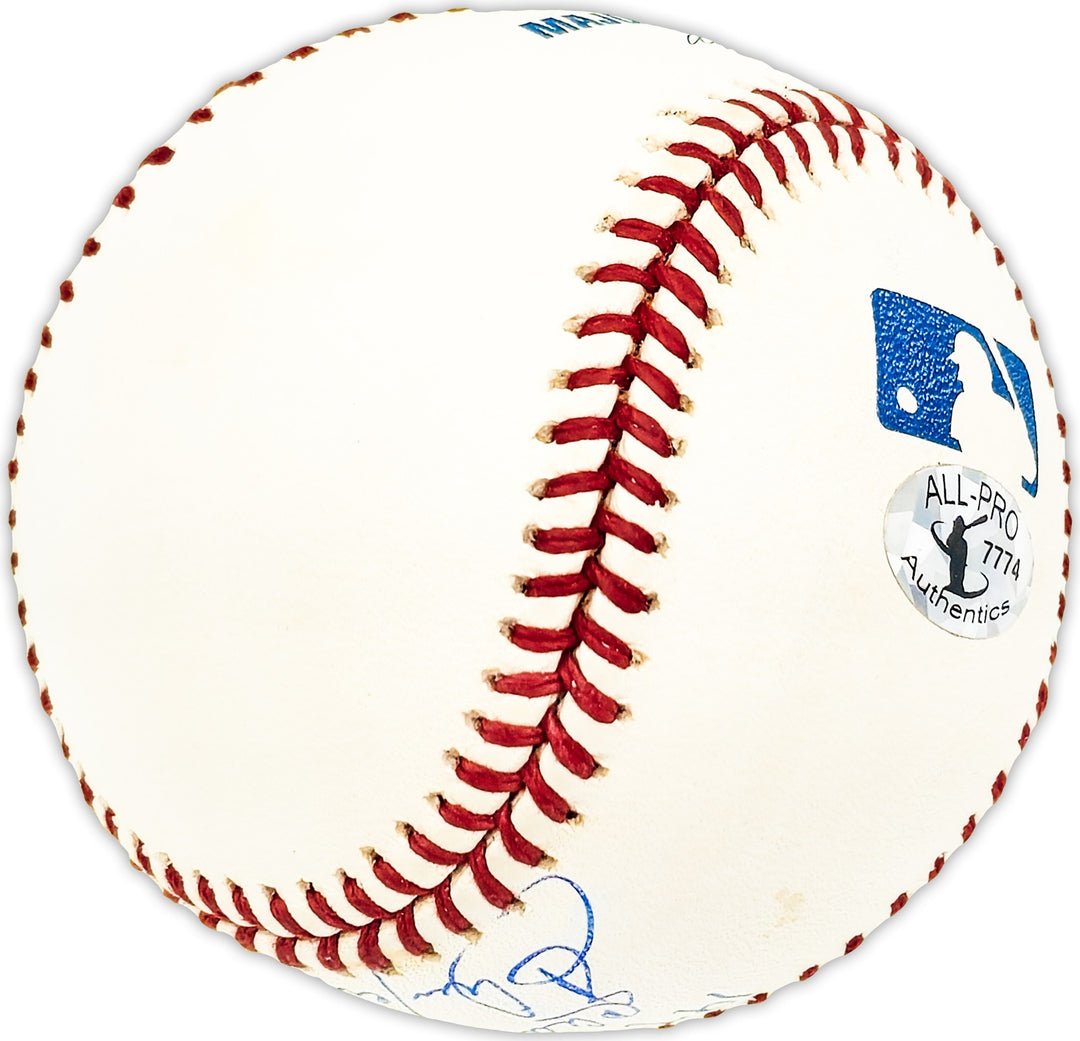 Elrod Ellie Hendricks Autographed Baseball Yankees 1977 Champs Beckett BM25545