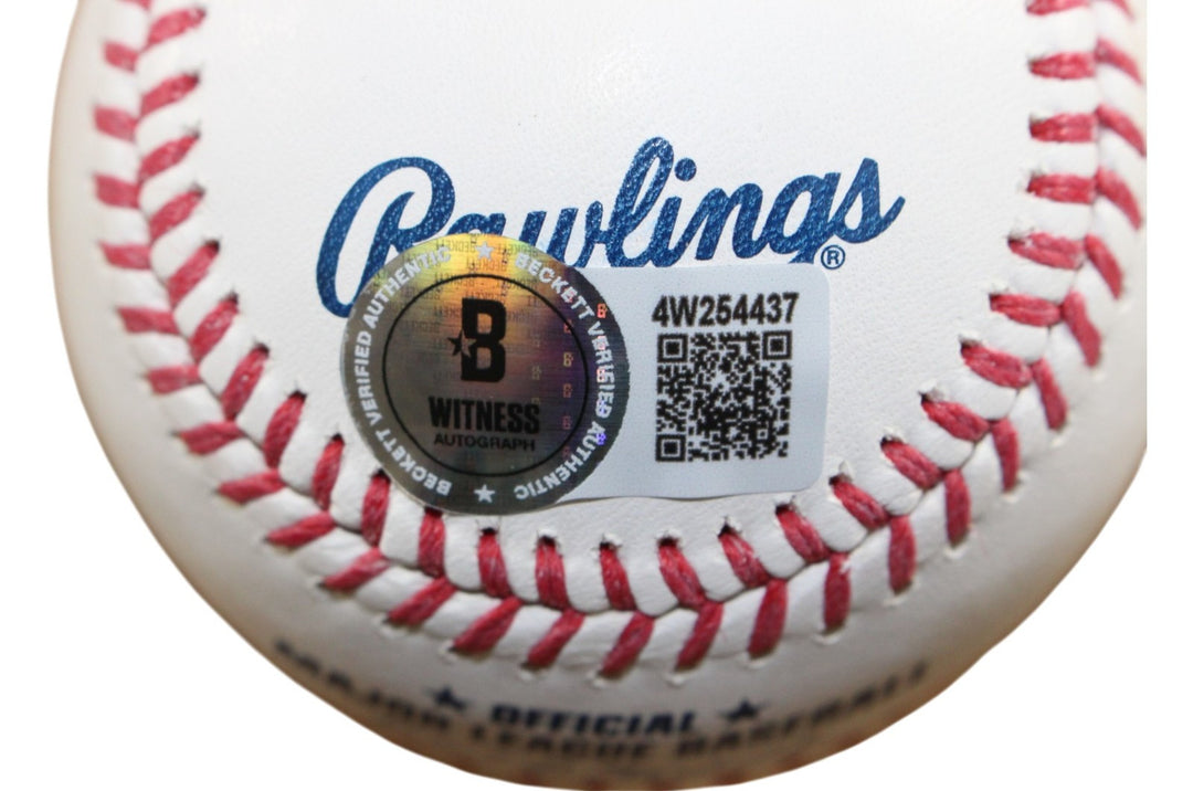 Reggie Jackson Autographed New York Yankees OML Baseball 563 HR Beckett 55364