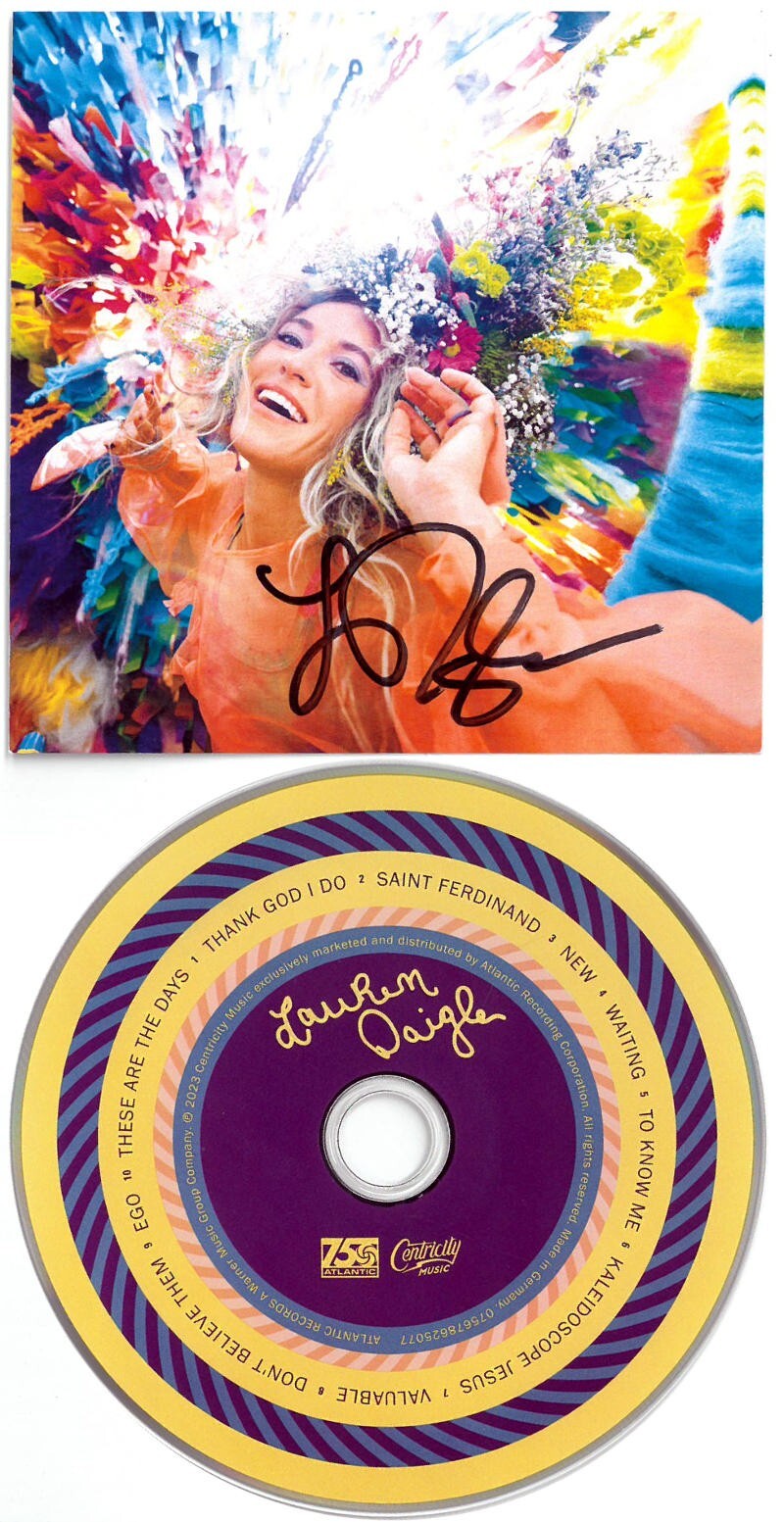 Lauren Daigle signed 2023 Self Titled 4.75x4.75 Art Card w/ Album Booklet/CD