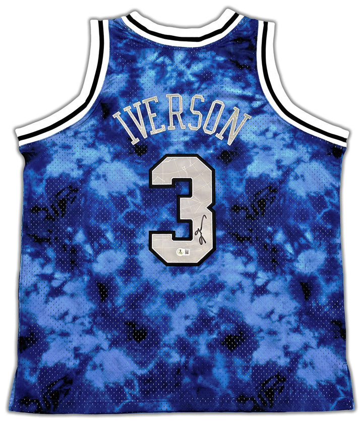 76ers Allen Iverson Auto Blue Mitchell Ness 96-97 Swingman Galaxy Jersey XL BAS