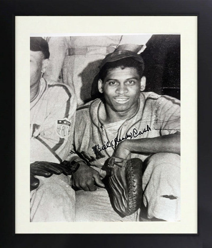 Bill (Ready) Cash signed Philadelphia Stars B&W 8x10 Photo imperfect Framed -COA