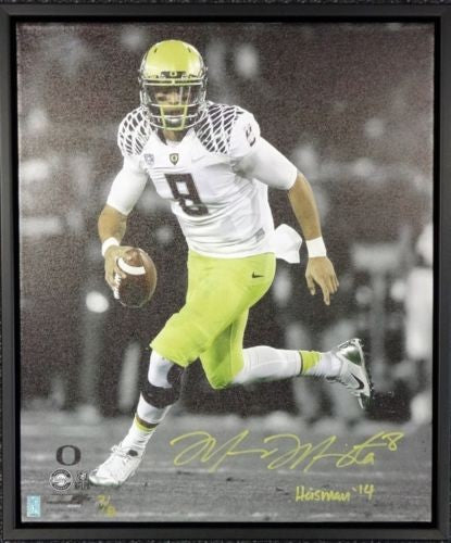 Marcus Mariota Signed Framed 20x24 Canvas Photo Ducks "Heisman '14" #/8 MM Holo