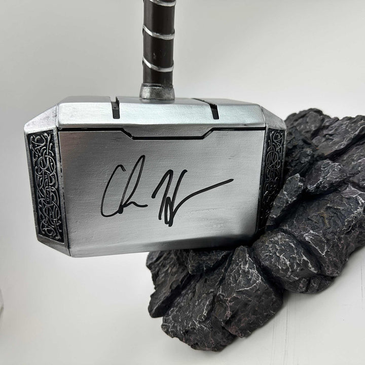 Autographed/Signed Chris Hemsworth Thor Mjolnir 17" Hammer Replica BAS COA