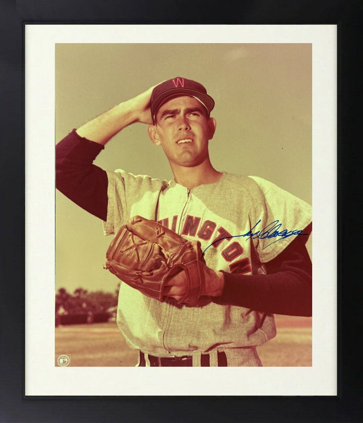 Tex Clevenger signed Washington Nationals MLB 8x10 Photo Framed imperfect - COA